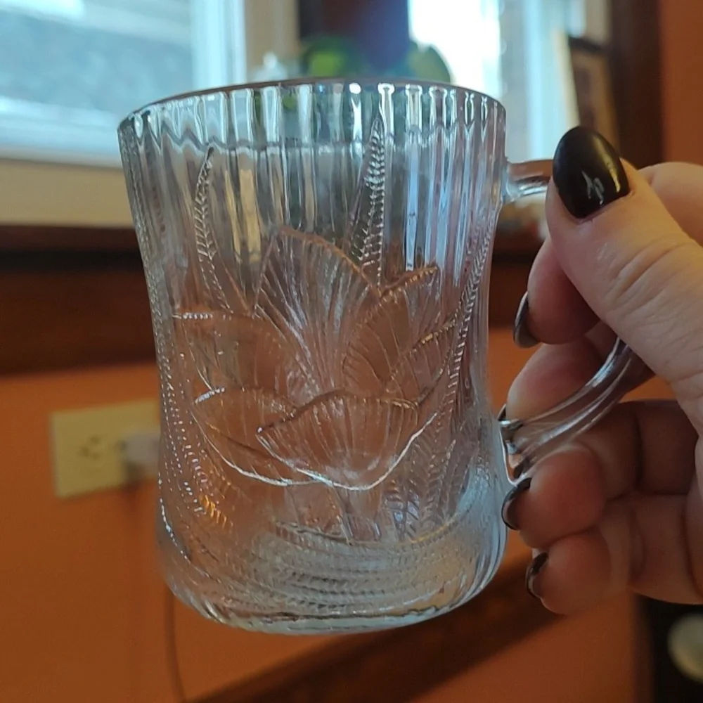 Arcoroc Canterbury Crocus Clear Glass Mugs Set Of 4 10oz EUC - Picture 10 of 14